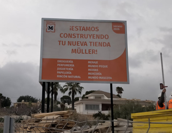 Instalación de valla publicitaria